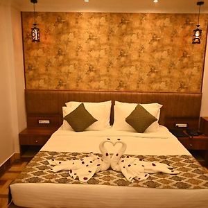 Club Room